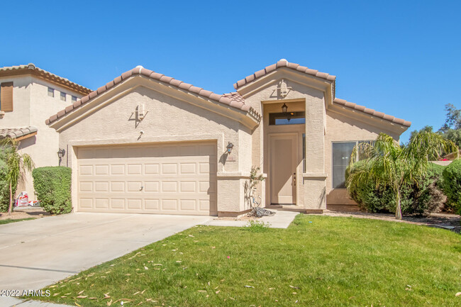 property at 962 W Desert Broom Ct