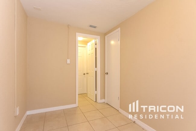 1336 Boylan Ave in Clearwater, FL - Building Photo - Building Photo