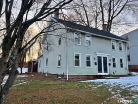 77 Freestone Ave in Portland, CT - Building Photo