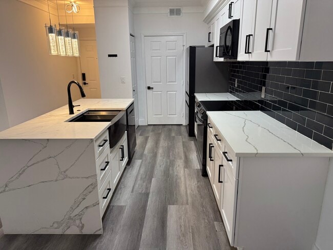 property at 11571 Villa Grand