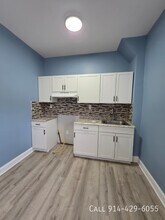 194 1/2 Buena Vista Ave in Yonkers, NY - Foto de edificio - Building Photo