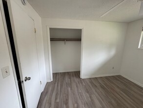 1500 SE Eastwood Ct in Milwaukie, OR - Building Photo - Building Photo