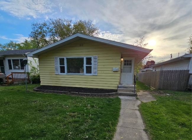 277 S Fulton Ave