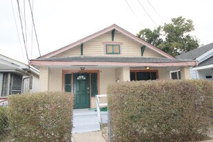 513 Leboeuf St, Unit 513