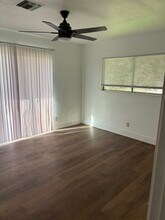 801 N Akers St in Visalia, CA - Building Photo - Building Photo