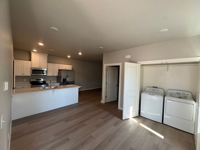 1802 SW Poigai Wy in Bentonville, AR - Foto de edificio - Building Photo