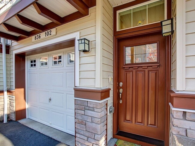 836 NW 118th Ave in Portland, OR - Building Photo - Building Photo