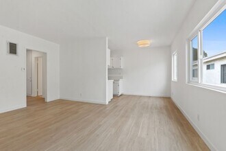 1451 Franklin St in Santa Monica, CA - Building Photo - Building Photo