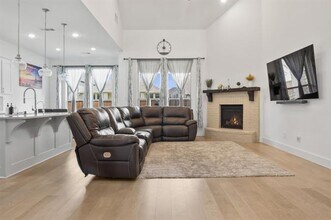 1255 Sumner St in Krugerville, TX - Building Photo - Building Photo