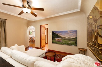 1169 Hi Point St in Los Angeles, CA - Building Photo - Building Photo