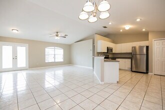 1531 SE 42nd Terrace in Cape Coral, FL - Building Photo - Building Photo