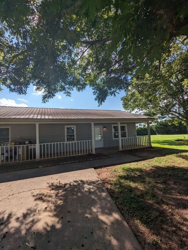 property at 5123 Ponderosa Dr