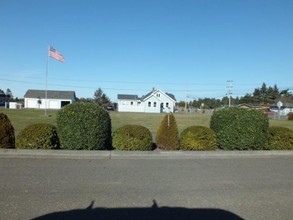 5064 Vance St in Eureka, CA - Foto de edificio - Building Photo