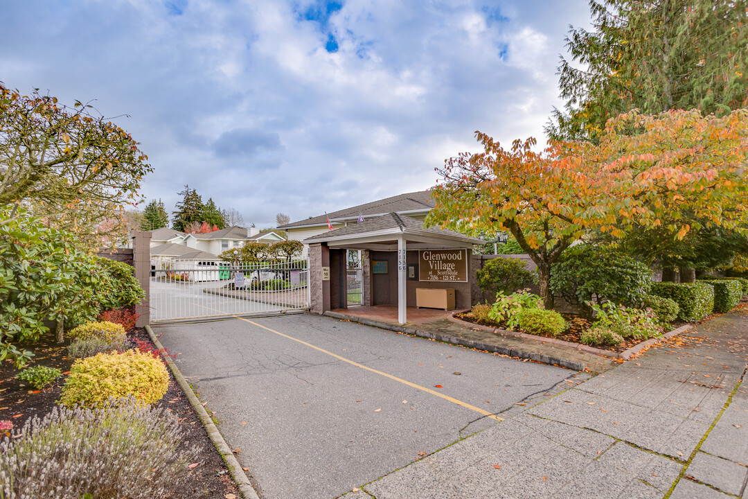 Glenwood Village in Surrey, BC - Building Photo