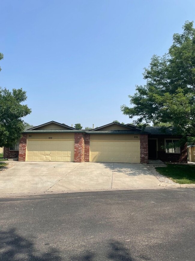 property at 850 S Overland Trail