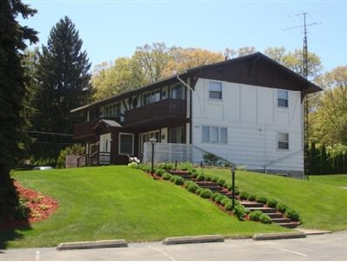 287 S Third St in Fruitport, MI - Foto de edificio - Building Photo
