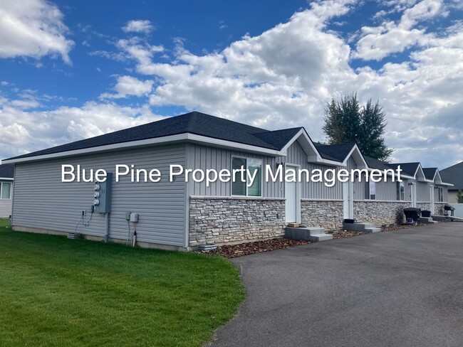 property at 270 Opal Ct