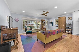 2412 Elmwood Cir SE in Atlanta, GA - Building Photo - Building Photo