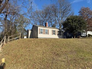 6633 Millard Fuller Rd in Fairfield, AL - Building Photo - Building Photo