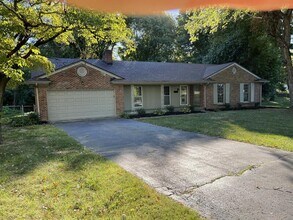 711 Waterford Rd in Louisville, KY - Building Photo - Building Photo