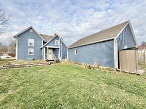 809 Rockport Rd in Janesville, WI - Foto de edificio - Building Photo