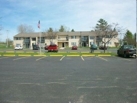 Village Glen in Marion, MI - Building Photo
