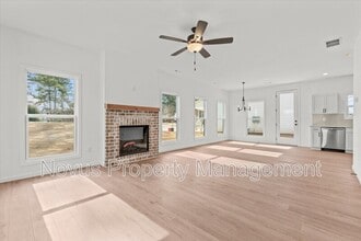 109 Burns Rd in Carrollton, GA - Building Photo - Building Photo