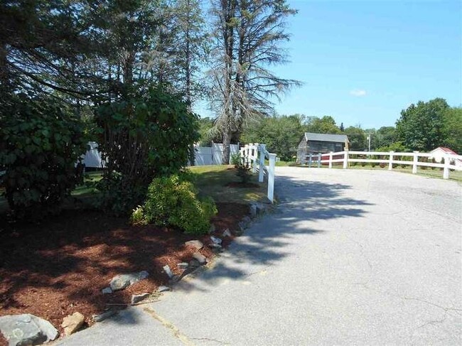 149 Dow Hwy, Unit 149A