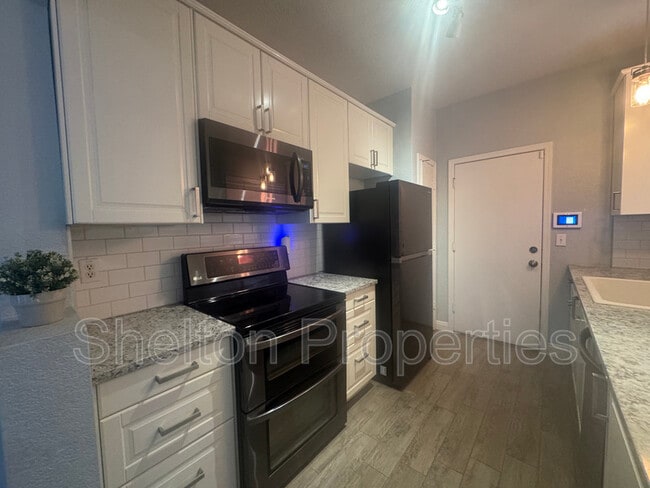 property at 625 N Hamilton St