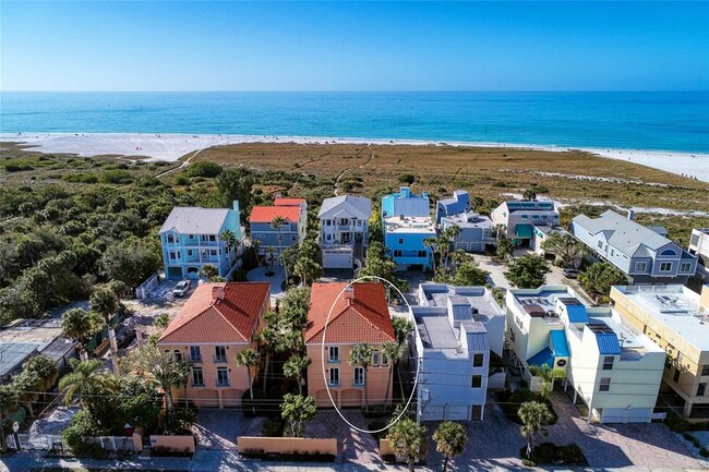 306 Beach Rd in Siesta Key, FL - Building Photo - Building Photo