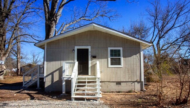 property at 614 Gordon St