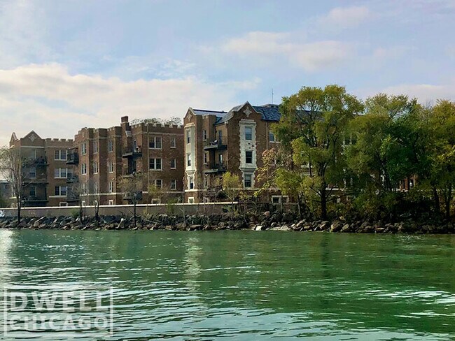 1037 W North Shore Ave, Unit 1N