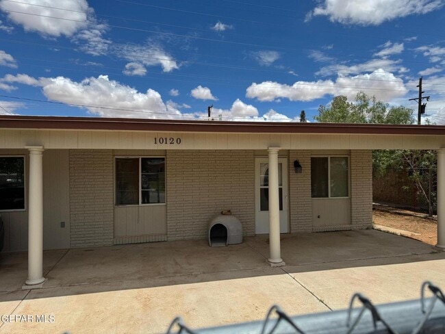 property at 10120 Shenandoah St