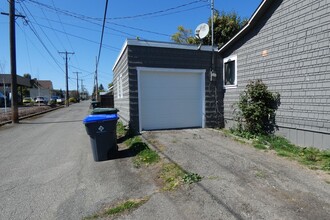 710 S Laurel St in Port Angeles, WA - Building Photo - Building Photo