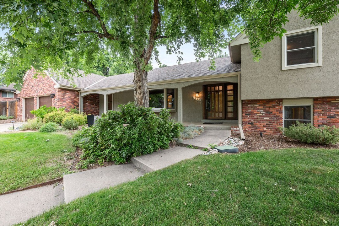 2226 S Beeler Way in Denver, CO - Building Photo
