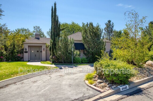 4440 Juniper Trail in Reno, NV - Building Photo - Building Photo