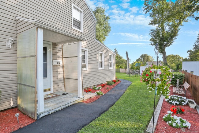 82 Garden Dr in Fairfield, CT - Building Photo - Building Photo