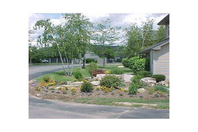 LITHOSTONE MEADOWS in Lomira, WI - Building Photo - Building Photo