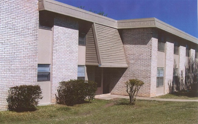 Rivercrest Apartments in Marble Falls, TX - Building Photo - Building Photo