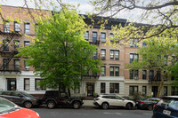 122 Sterling Pl in Brooklyn, NY - Foto de edificio - Building Photo