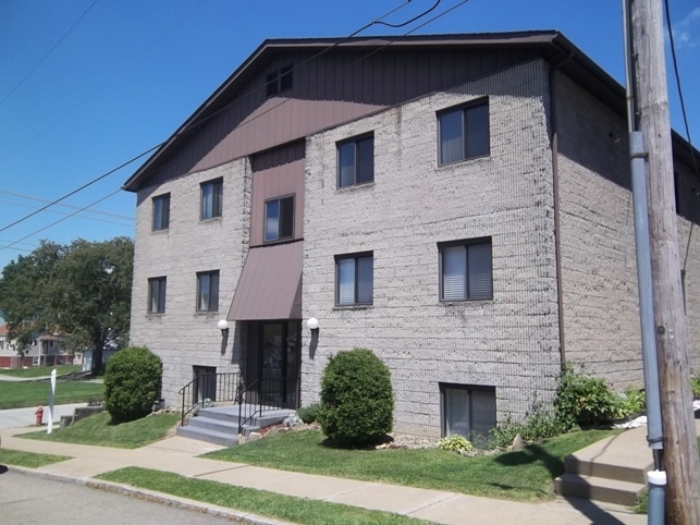 Greensburg Collection Apartments in Greensburg, PA - Building Photo - Building Photo