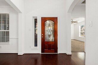 22719 Shieldhall Ln in Tomball, TX - Building Photo - Building Photo