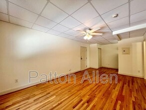 43 Ravenscroft Dr in Asheville, NC - Building Photo - Building Photo