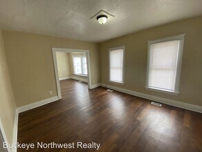 409 Eastern Ave in Toledo, OH - Building Photo - Building Photo