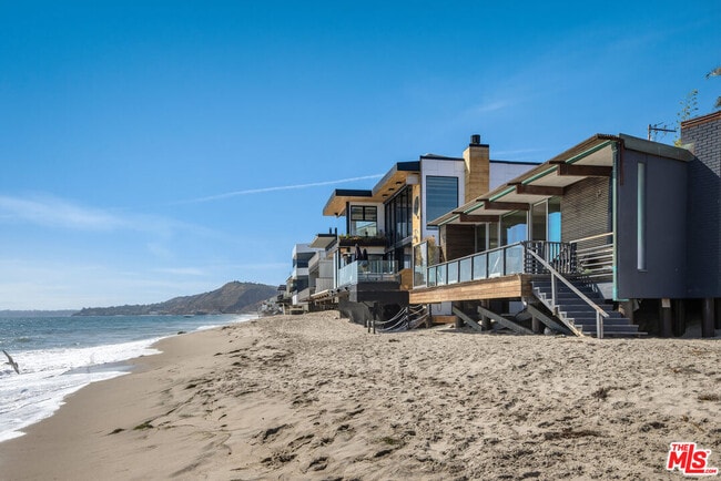 property at 24956 Malibu Rd
