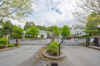 The Meadows at Riverview in Kent, WA - Building Photo - Building Photo