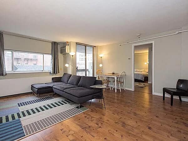 property at 872 Massachusetts Ave