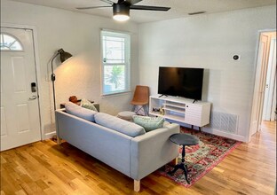 1810 Thacker Ave in Jacksonville, FL - Building Photo - Building Photo