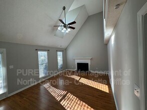 12115 Landing Green Dr in Charlotte, NC - Building Photo - Building Photo