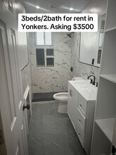 39 Spruce St in Yonkers, NY - Foto de edificio - Building Photo